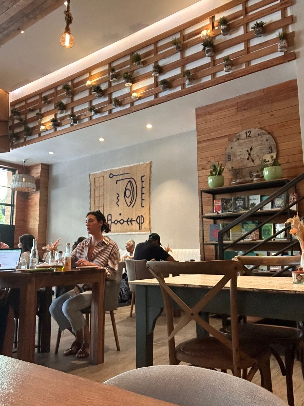 Malak Yacoubi in conversation over lunch